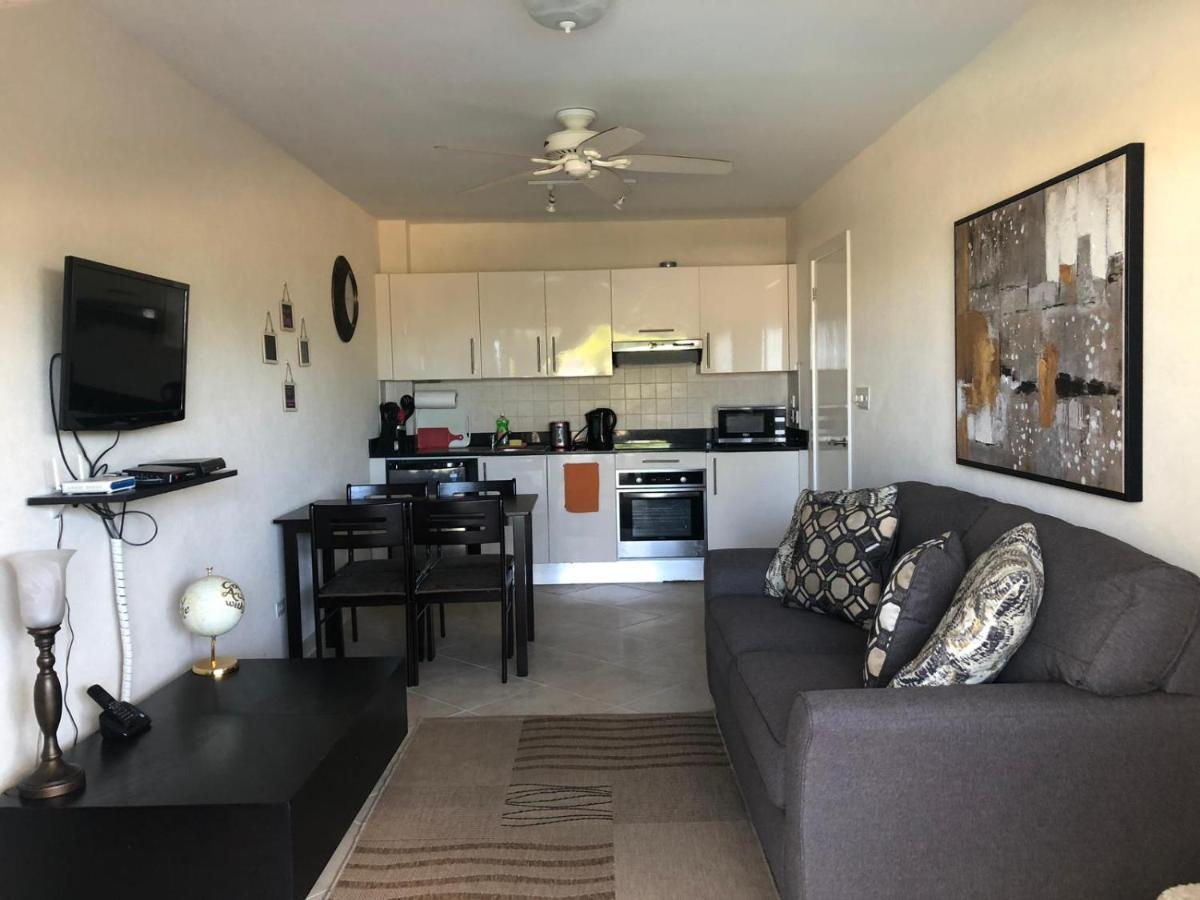 Lantana Barbados Condos Saint James Eksteriør bilde