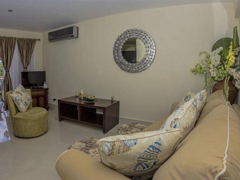 Lantana Barbados Condos Saint James Eksteriør bilde