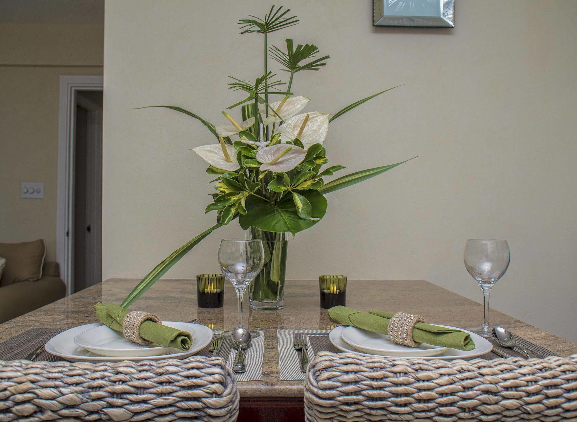 Lantana Barbados Condos Saint James Eksteriør bilde