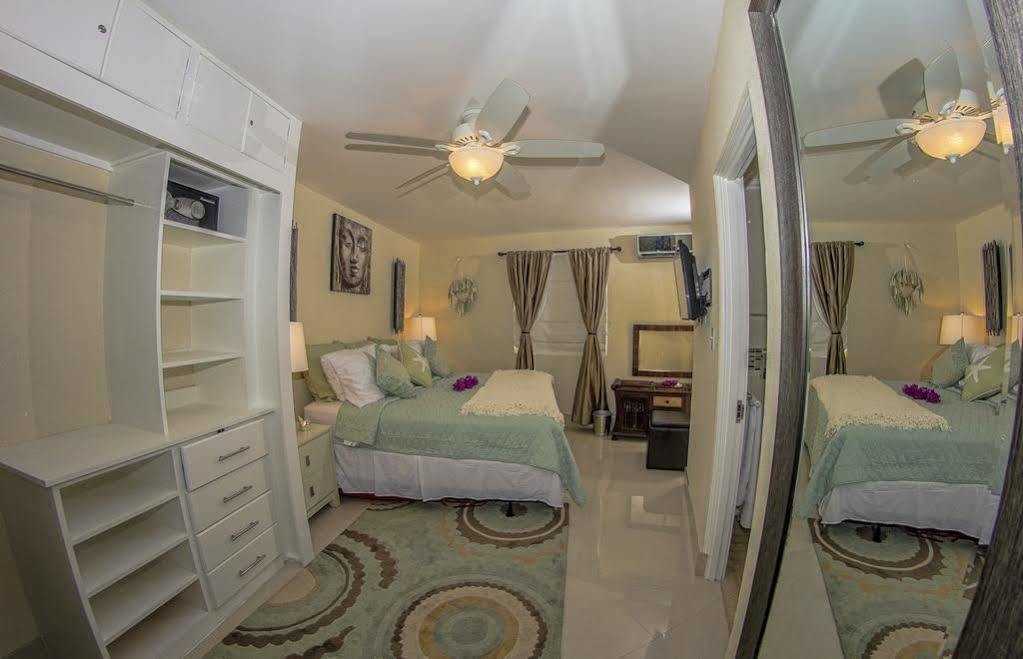 Lantana Barbados Condos Saint James Eksteriør bilde